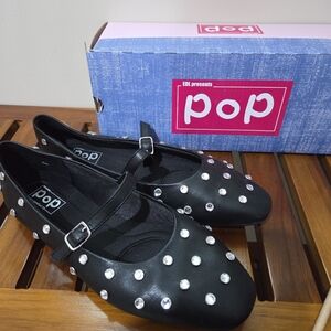 Pop Noemi Flats with Rhinestones In Black Sizes 8, 8.5